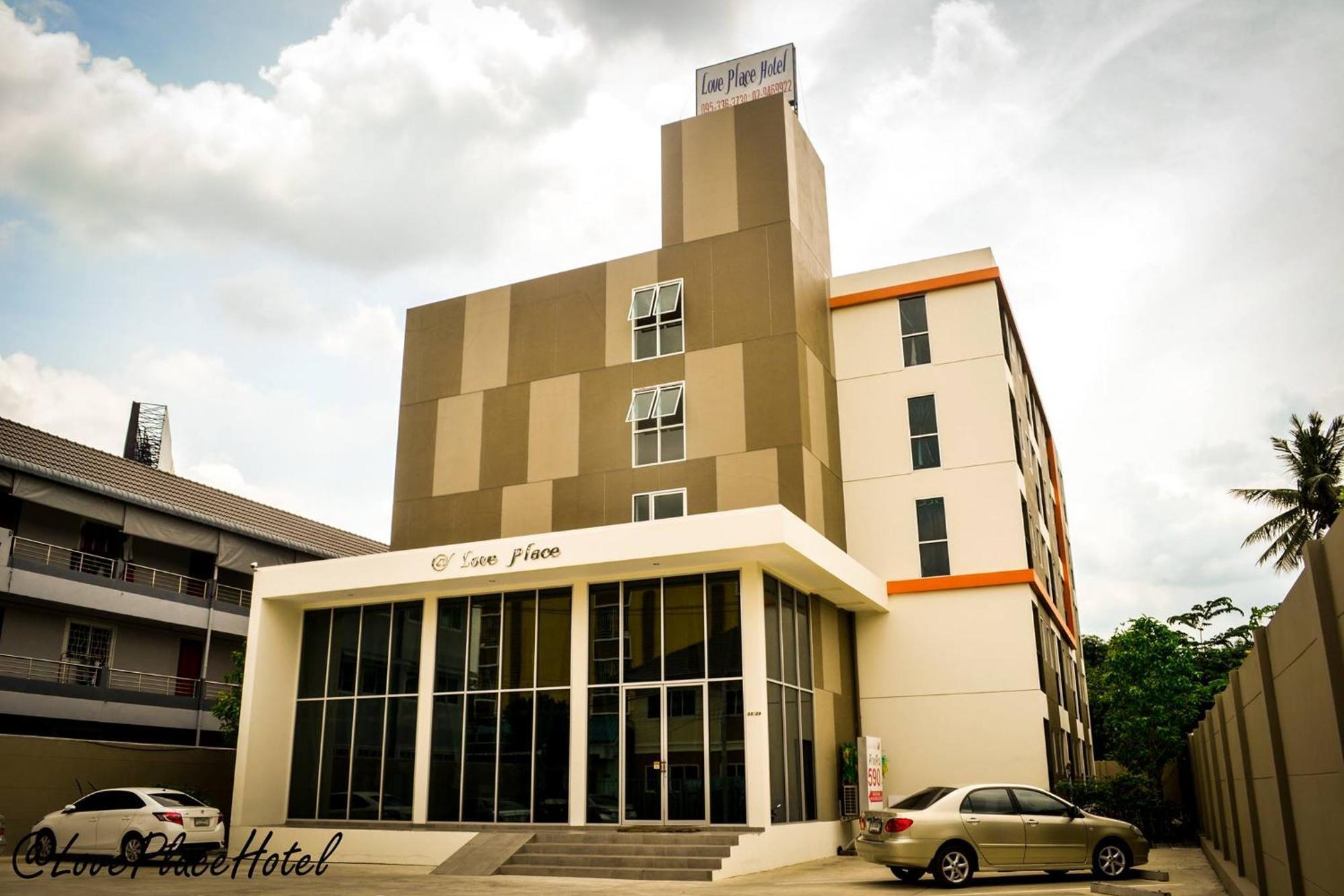 Sixty Star Love Place Hotel Бангкок Экстерьер фото